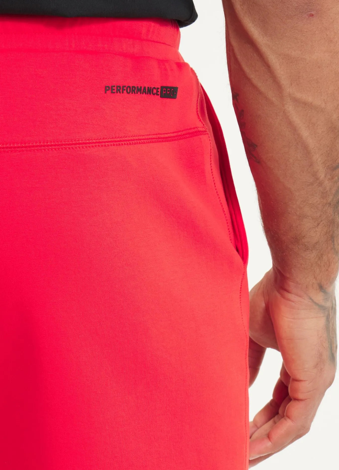 Men's Sweatshorts DOGWOOD POCKET - Fluo Red