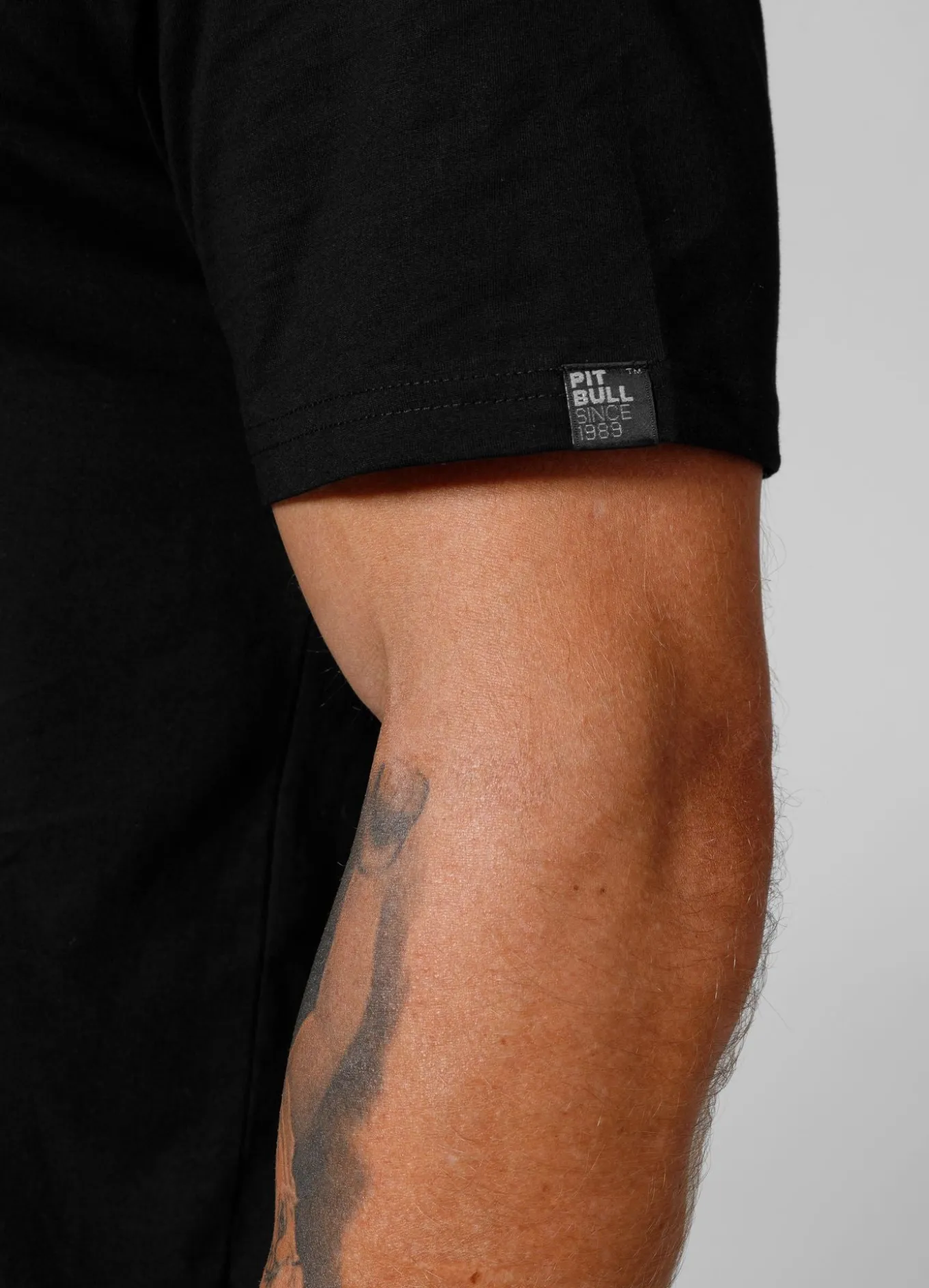 Men's T-Shirt SMALL LOGO - Black