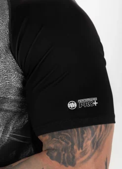 Rashguard Born in 1989