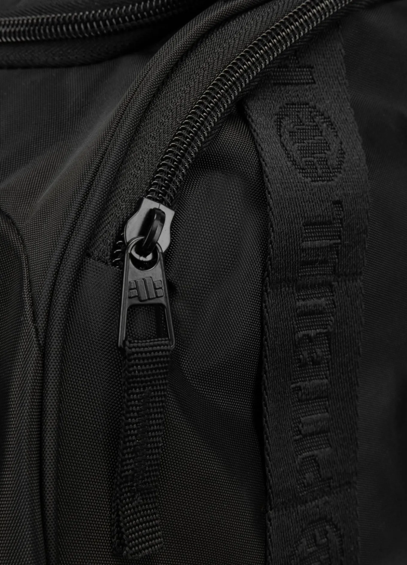 Training bag AVENIDA - Black
