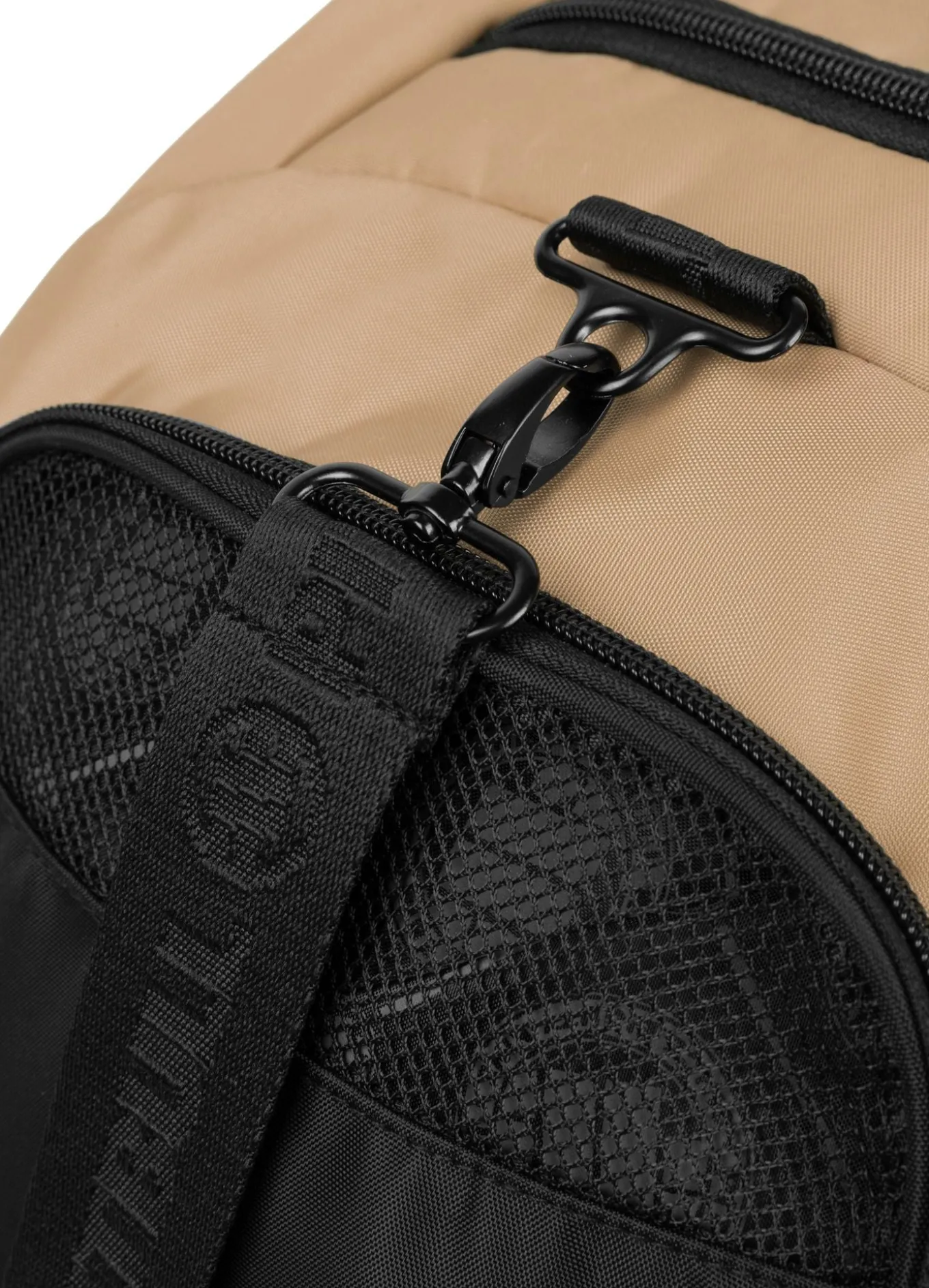 Training bag AVENIDA - Light brown